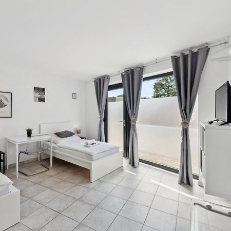 Andriss - Travel & Work - 5 Bedroom - Kitchen - Parking Kaiserslautern Exterior photo
